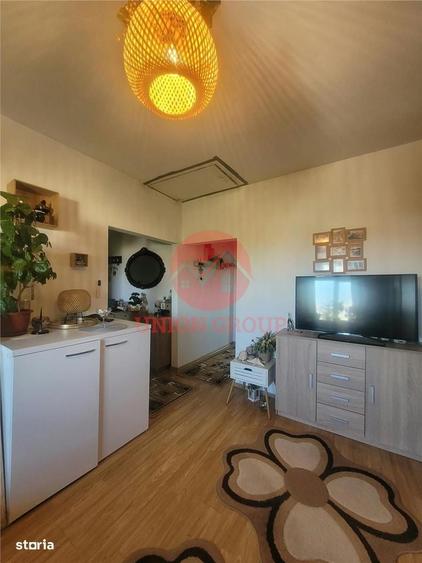 Apartament cu 2 camere decomandat în Poarta 6