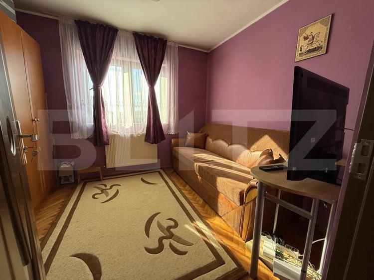 Apartament cu 3 camere decomandat, mobilat în Micro 16