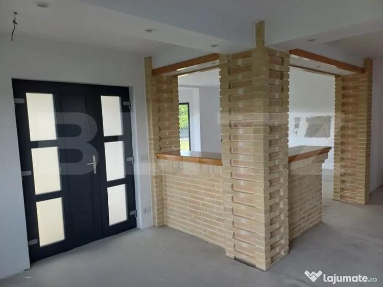 Casă cu 4 camere cu Teren 1000 Mp în Central