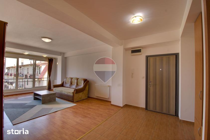 Apartament cu 4 camere decomandat în Aradului