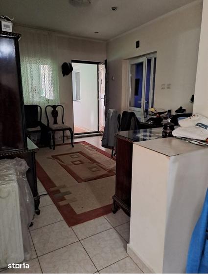 Casă cu 4 camere cu Teren 560 Mp în Central