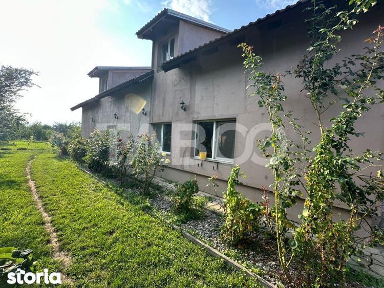 Casă cu 3 camere cu Teren 300 Mp în Hârseni