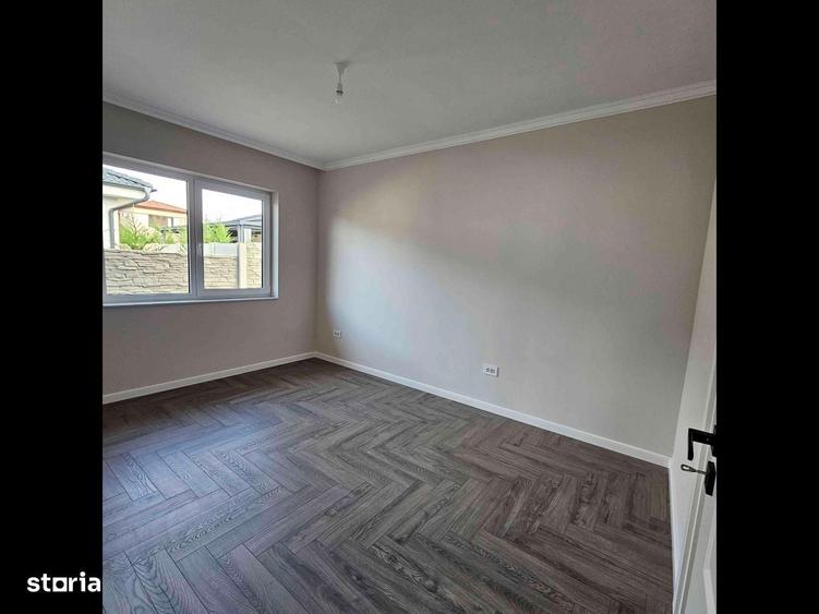 Casă cu 4 camere cu Teren 470 Mp în Oncea
