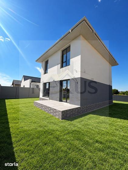Casă cu 5 camere cu Teren 304 Mp în Berceni