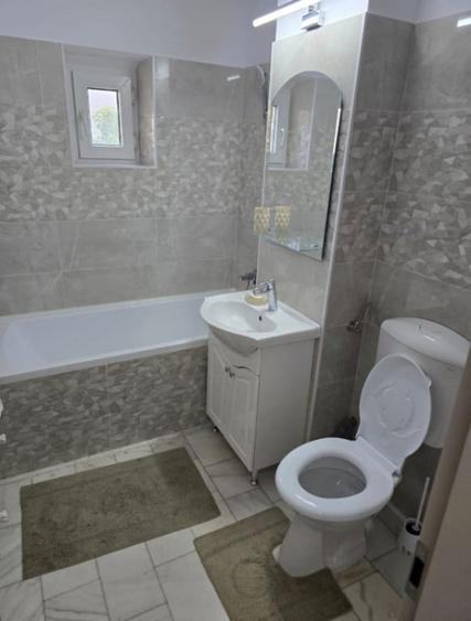 Apartament cu 2 camere decomandat în Dacia