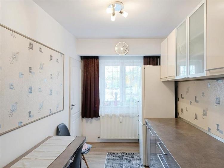 Apartament cu 4 camere decomandat în Calea Aradului