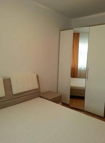 Apartament cu 2 camere decomandat în Spitalul Județean