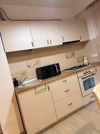 Apartament cu 2 camere decomandat în Dumbrăvița