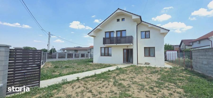 Casă cu 4 camere cu Teren 600 Mp în Lotus