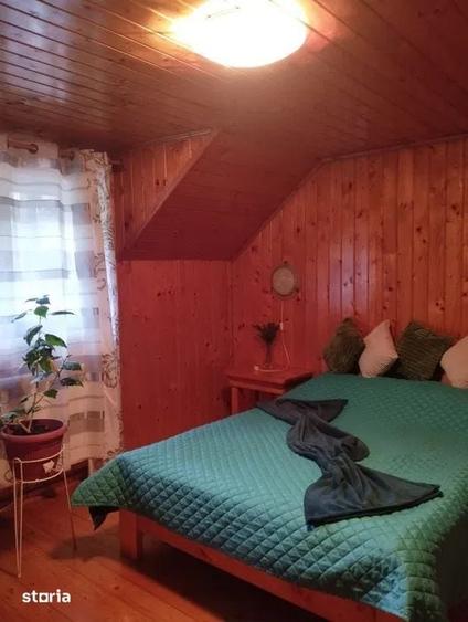 Casă cu Teren 1200 Mp în Moieciu