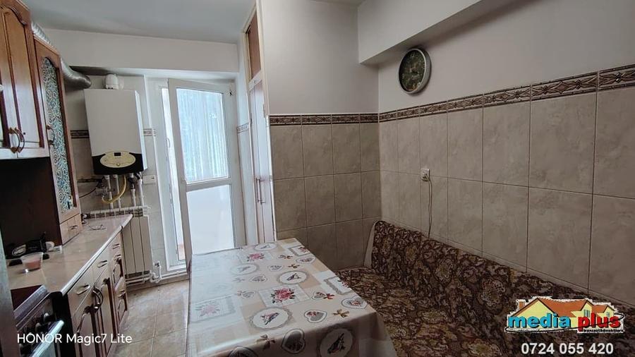 Apartament cu 2 camere decomandat în Mazepa 2