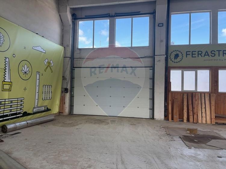 Spațiu industrial, de 450 mp, în Iris
