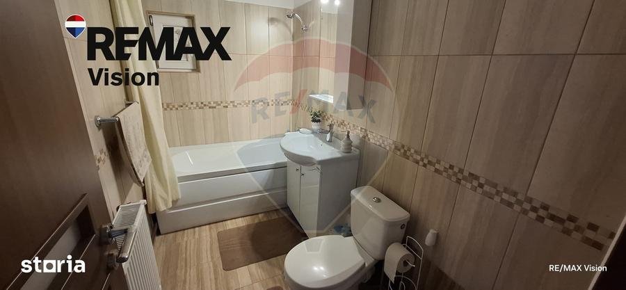 Apartament 3 camere de inchiriat in Rovine - 7
