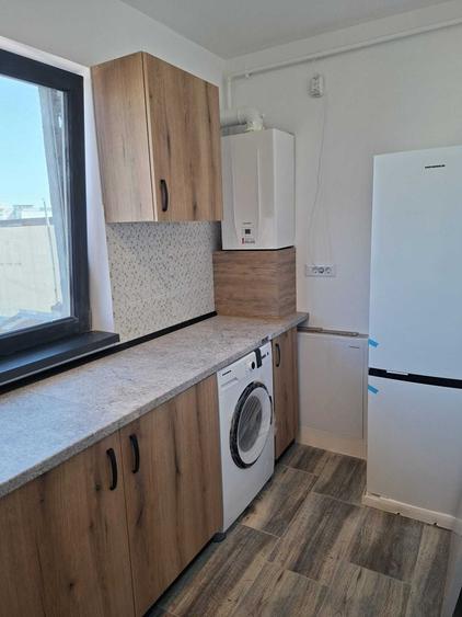 Apartament cu 3 camere decomandat în Brâncoveanu