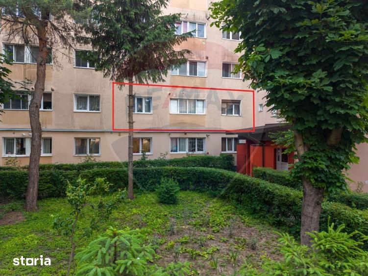Apartament cu 3 camere decomandat, mobilat în Astra