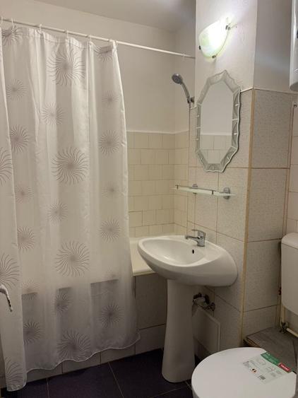 Garsonieră în Sârbi