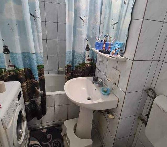 Apartament cu 2 camere decomandat în Giurgiului