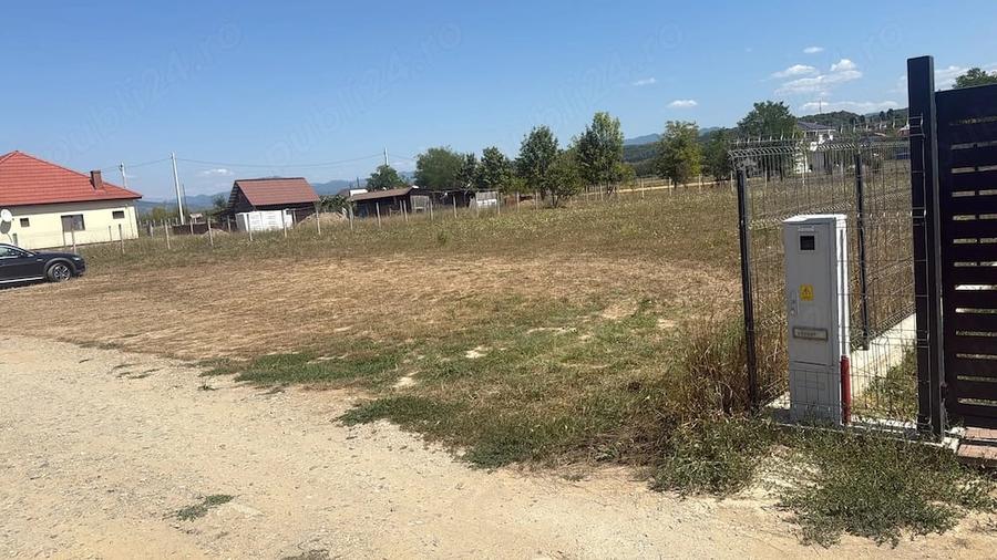 Teren de 800 mp, în Central