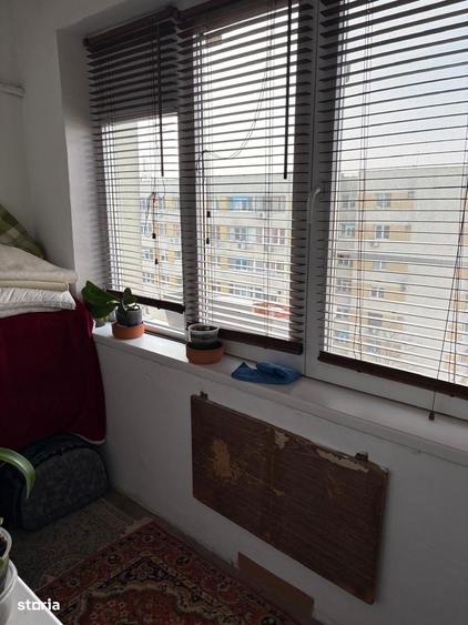 Apartament cu 3 camere decomandat în Doamna Ghica