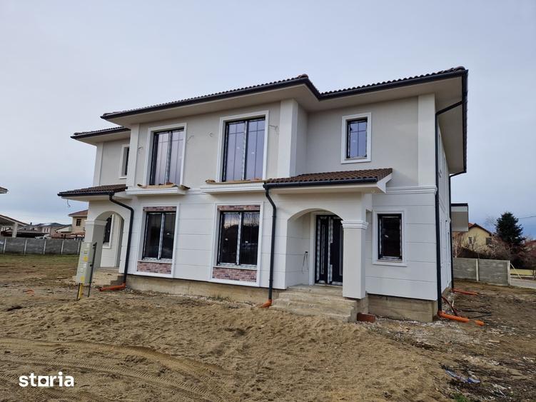 Casă cu 4 camere cu Teren 340 Mp în Ciarda Roșie