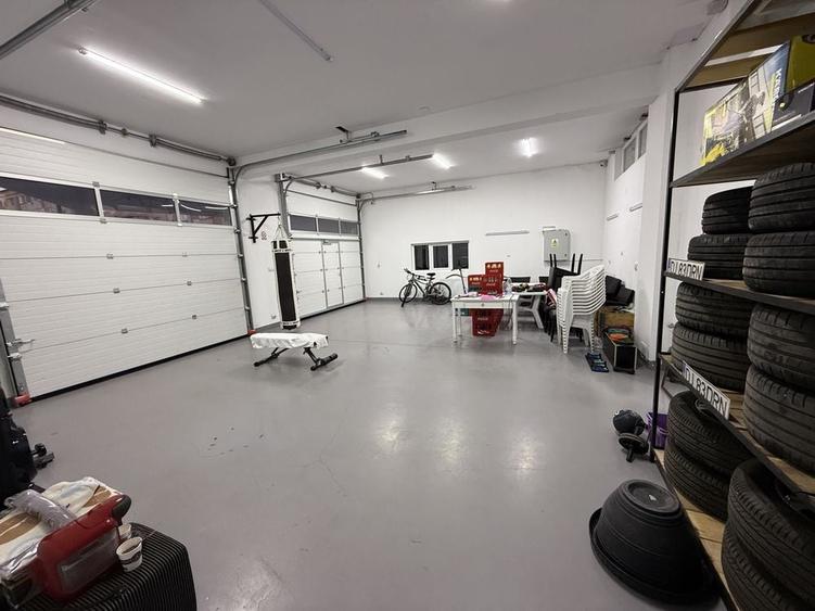 Spațiu comercial, de 75 mp, în Central