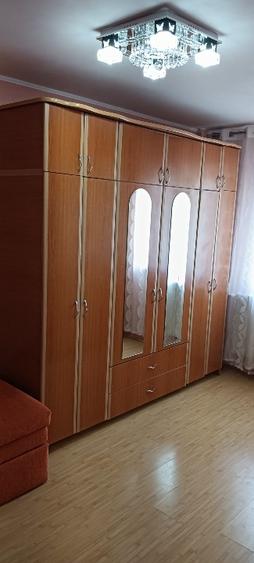 Apartament cu 3 camere semidecomandat în Nicolae Grigorescu