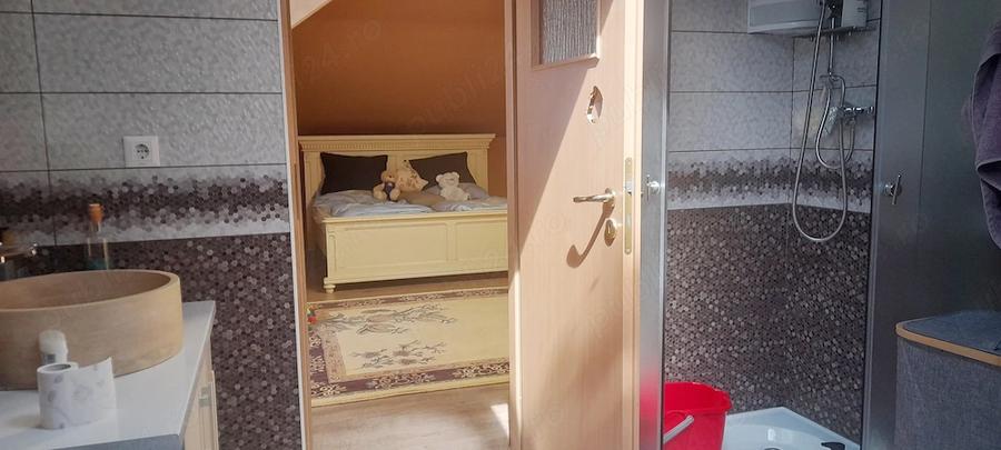 Casă cu 3 camere cu Teren 150 Mp în Central