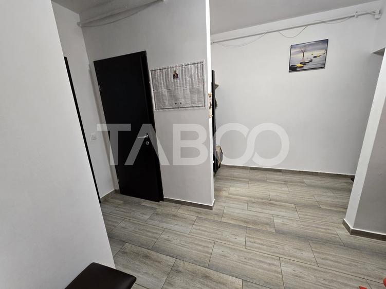 Apartament cu 4 camere decomandat, mobilat în Șelimbăr