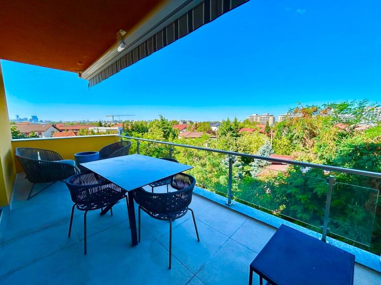Apartament cu 4 camere decomandat, mobilat în Iancu Nicolae