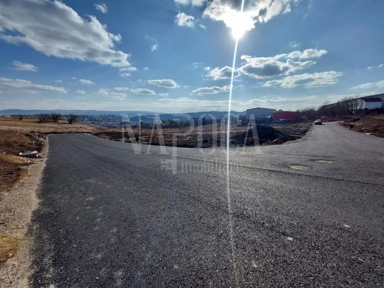 Teren Construcții intravilan de 1356 mp, în Dâmbul Rotund