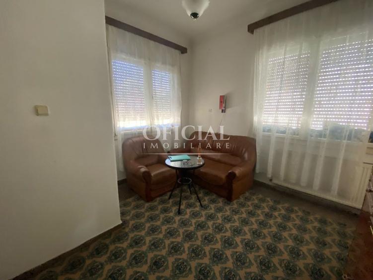 Casă individuală cu 3 camere cu Canalizare în Dâmbul Rotund