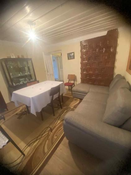 Casă cu 3 camere în Central