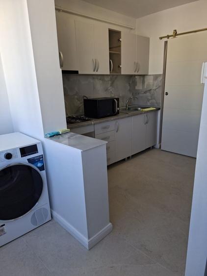 Inchiriez apartament zona Piata Marasti - 3
