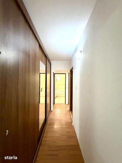 Apartament 3 camere 70 mp etaj 1 cu doua balcoane bloc izolat Bradet - 14