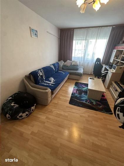 Apartament cu 2 camere decomandat în Lipovei