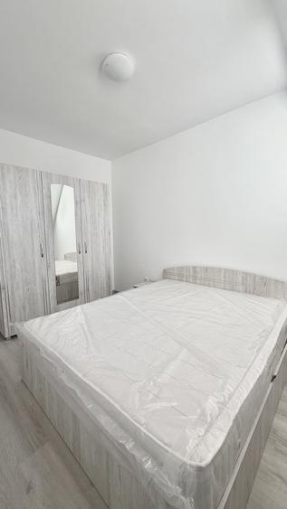 Apartament cu 2 camere semidecomandat în Florești