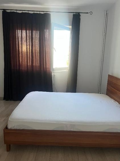 Apartament cu 2 camere decomandat, mobilat în Drumul Taberei