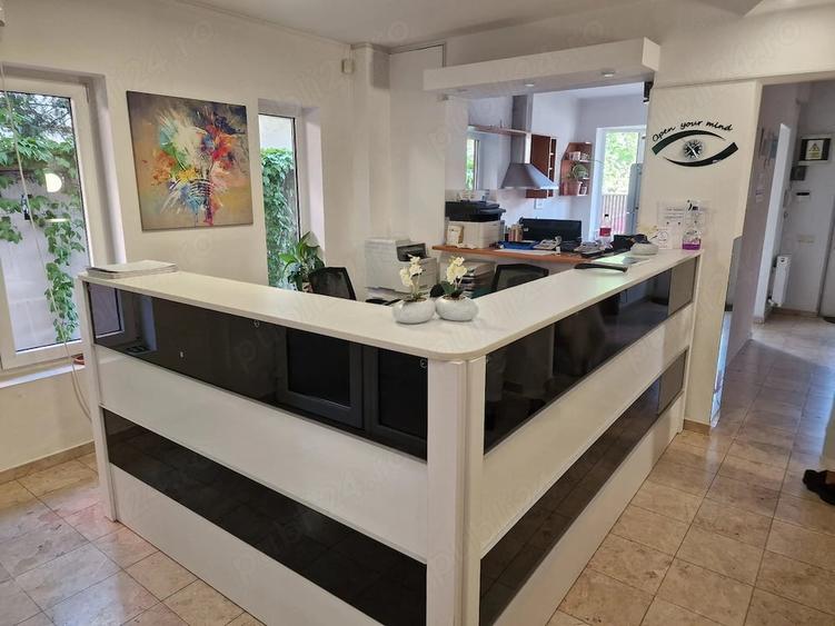 Spațiu comercial, de 30 mp, în Central