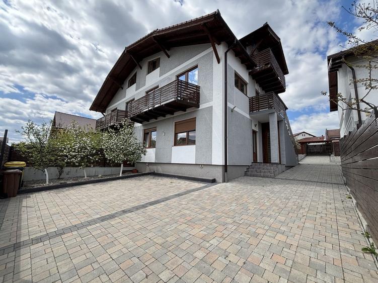 Duplex cu 5 camere cu Canalizare în Arhitecților - Calea Cisnădiei