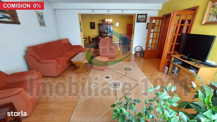 Casă cu 4 camere cu Teren 1855 Mp în Central
