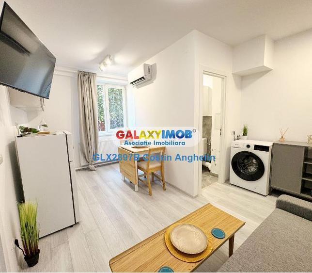 Apartament cu 2 camere semidecomandat, mobilat în Eroii Revoluției