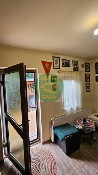 Casă cu 4 camere cu Teren 500 Mp în Est