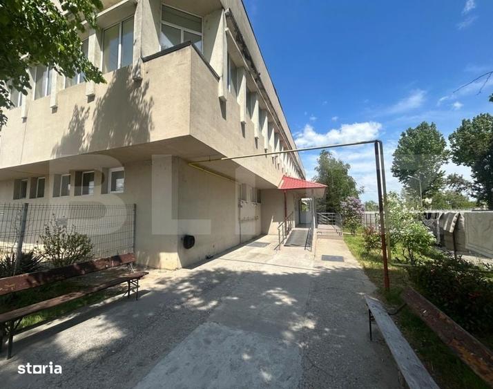 Spațiu comercial, de 1,967 mp, în Industrială