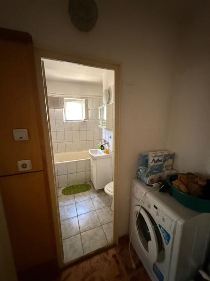 Apartament cu 3 camere decomandat în Micro 17