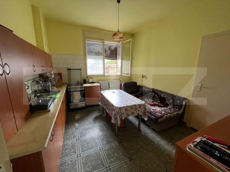 Casă individuală cu 3 camere cu Canalizare în Dâmbul Rotund