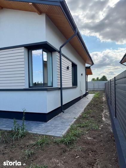 Casă cu 4 camere cu Teren 440 Mp în Frumușani