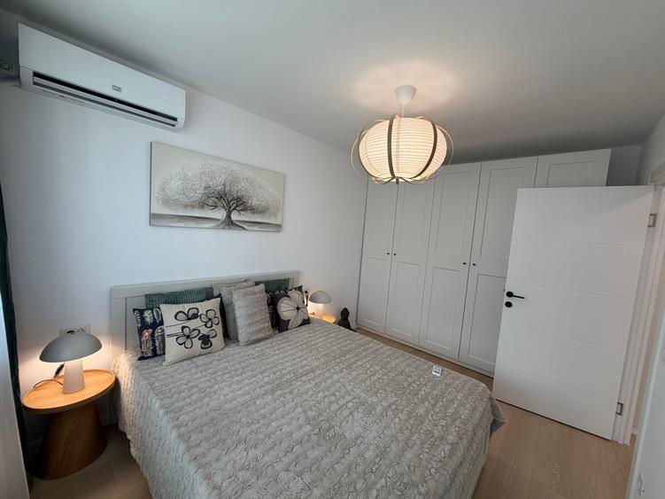 Apartament cu 2 camere decomandat în Drumul Taberei