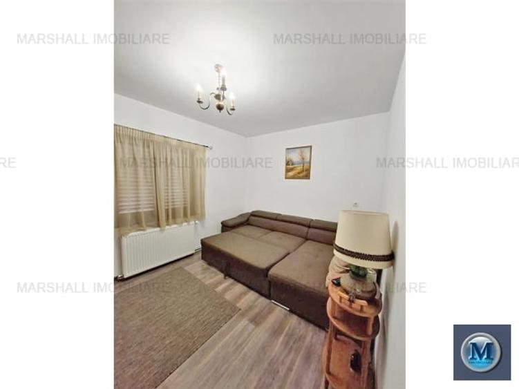 Casă cu 9 camere cu Piscina în Puchenii Mari