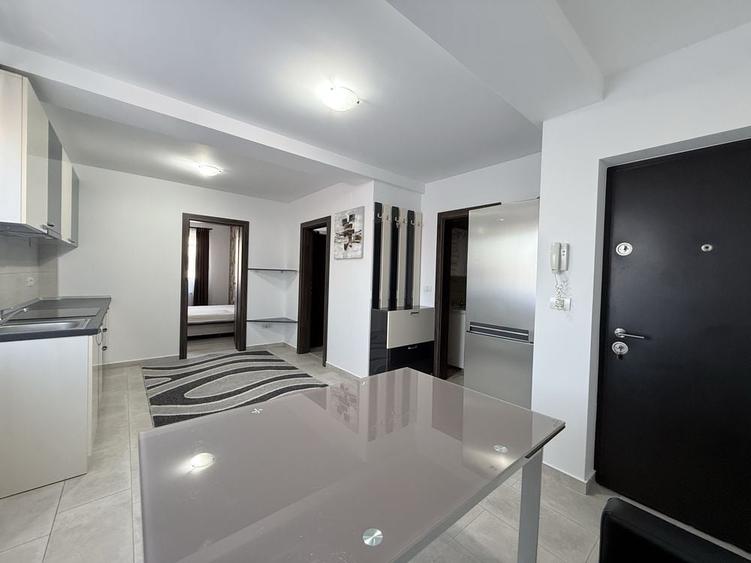 Apartament cu 2 camere decomandat în Lipovei