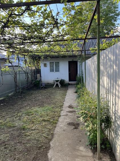 Casă cu 2 camere în Traian